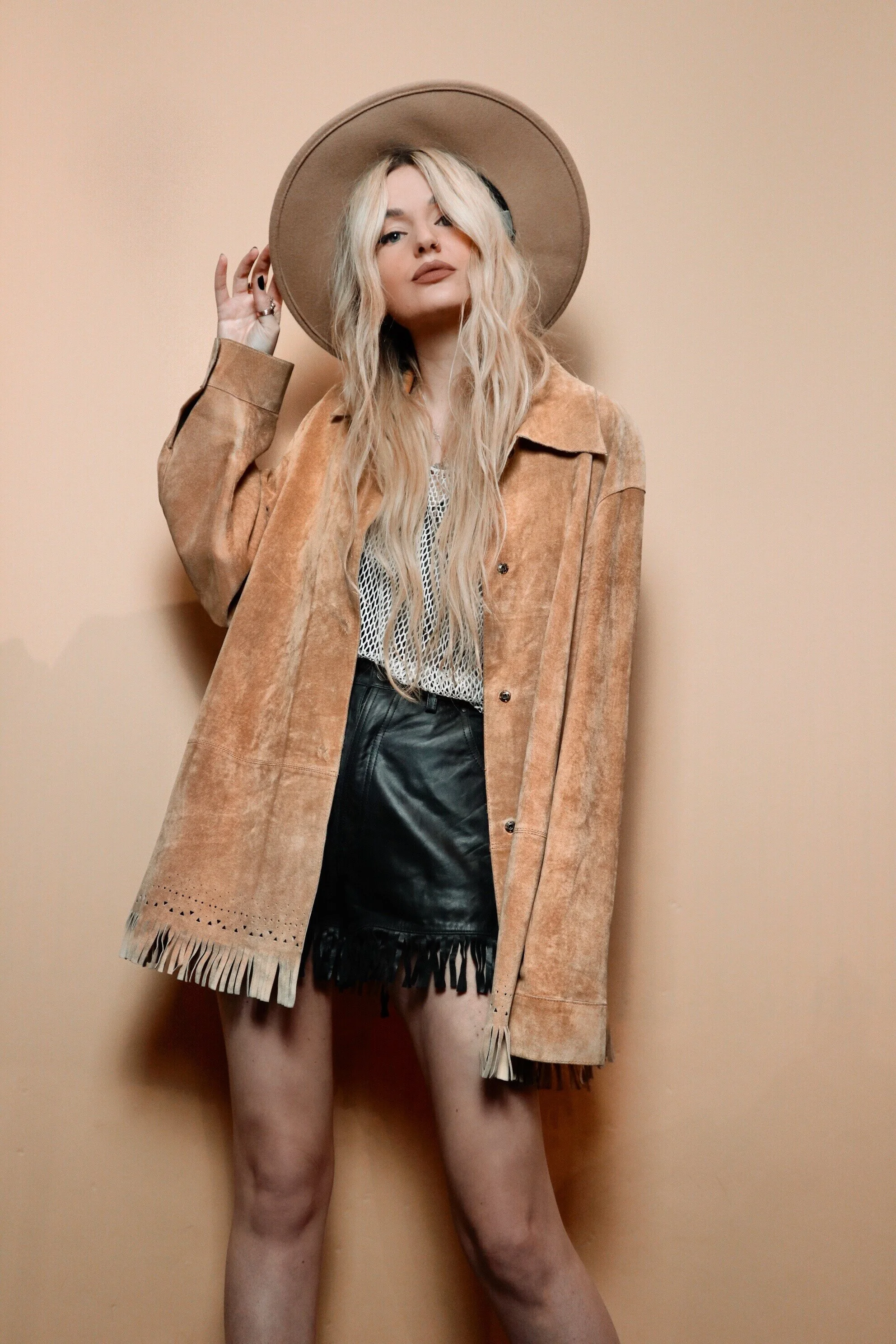 WOODSTOCK : Vintage 70s Butter Soft Suede Leather Oversized WOODSTOCK : Vintage 70s Butter Soft Suede Leather Oversized